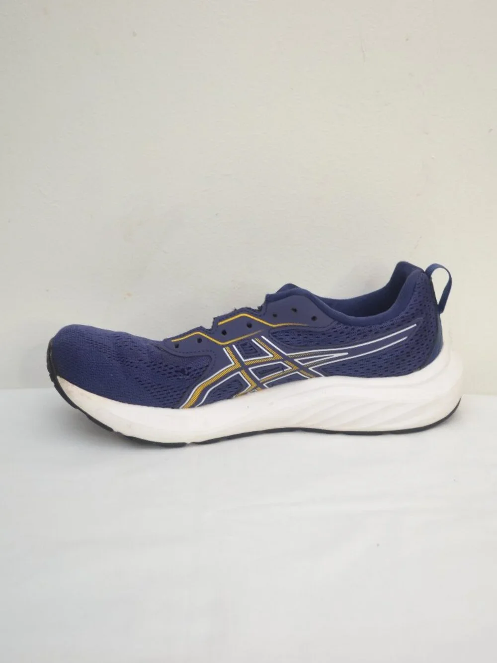 ASICS GEL-Contend 10 Running Shoe - Women's Size 7.5